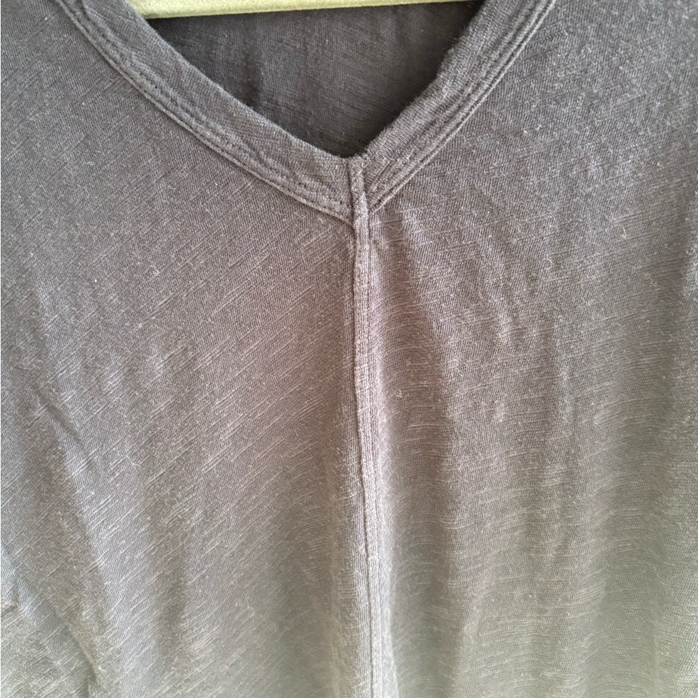 Elegant Dark Blue/Purple Long Sleeve V-Neck Top - Picture 4 of 6